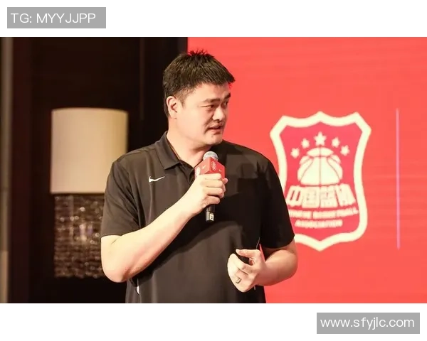 姚明英语教练揭秘：如何帮助运动员提升语言能力与职业发展