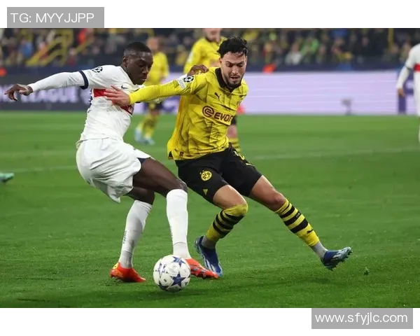 英超激战巴黎圣日耳曼6比2大胜多特蒙德点球大战瞬间点燃全场激情 英超激战巴黎圣日耳曼6比2大胜多特蒙德点球大战瞬间点燃全场激情